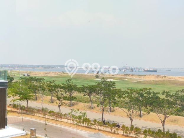 Disewakan! Rumah 4 Kamar Tidur &
5 Kamar Mandi di Golf Island, Jakarta Utara Disewakan! Rumah 4 Kamar Tidur &
5 Kamar Mandi di Golf Island, Jakarta Utara