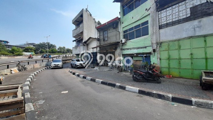 Ruko Dijual di Kawasan Glodok, Jakarta Pusat Harga Kompetitif Ruko Dijual di Kawasan Glodok, Jakarta Pusat Harga Kompetitif