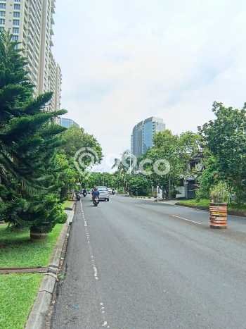 Dijual Rumah Luas Elegan Dengan View Cantik di Pondok Indah, Jakarta Selatan Dijual Rumah Luas Elegan Dengan View Cantik di Pondok Indah, Jakarta Selatan