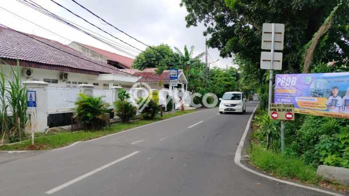 Hunian Mewah Dijual LT 684m2 di Duren Sawit, Jakarta Timur Hunian Mewah Dijual LT 684m2 di Duren Sawit, Jakarta Timur