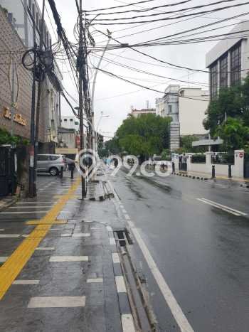 Unit Komersial Dijual di Senen Jakarta Pusat Luas Tanah 686m2, Luas Bangunan 1200m2 Unit Komersial Dijual di Senen Jakarta Pusat Luas Tanah 686m2, Luas Bangunan 1200m2