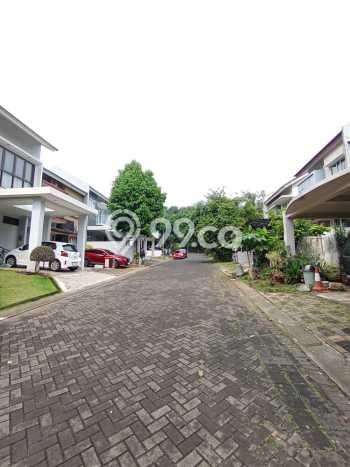 For Sale Rumah 2 Kamar Lokasi Strategis Bagus dan Strategis di BSD For Sale Rumah 2 Kamar Lokasi Strategis Bagus dan Strategis di BSD