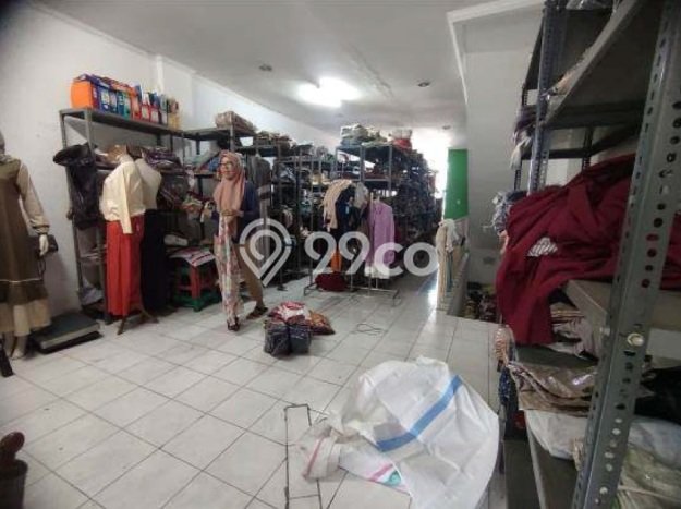 Unit Ruko Dijual di Kebayoran Lama Jakarta Selatan Luas Tanah 78m2, Luas Bangunan 140m2 Unit Ruko Dijual di Kebayoran Lama Jakarta Selatan Luas Tanah 78m2, Luas Bangunan 140m2