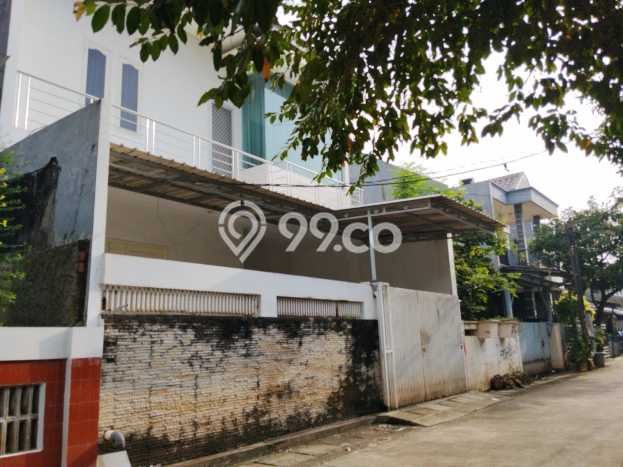 For Sale Rumah 3 Kamar Lokasi Ideal Bagus dan Strategis di Kembangan For Sale Rumah 3 Kamar Lokasi Ideal Bagus dan Strategis di Kembangan
