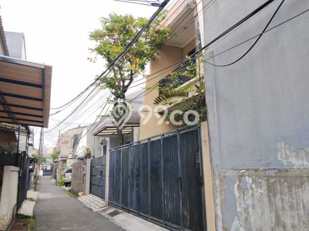 Dijual Hunian Rumah Terawat 2 KT di Duri Kepa, Jakarta Barat Dijual Hunian Rumah Terawat 2 KT di Duri Kepa, Jakarta Barat