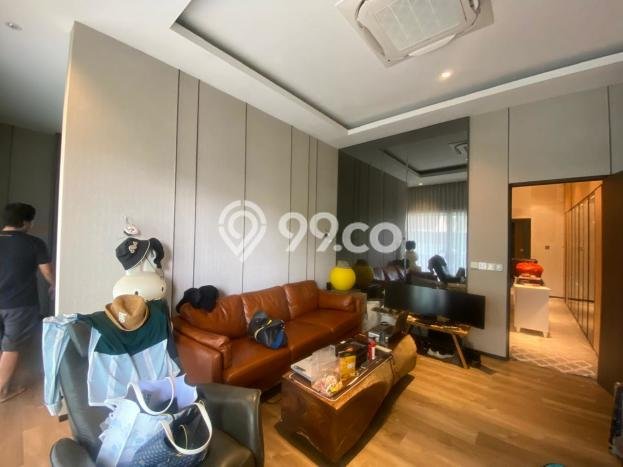 Dijual Rumah Mewah Elegan Dengan View Cantik di BSD, Tangerang Dijual Rumah Mewah Elegan Dengan View Cantik di BSD, Tangerang