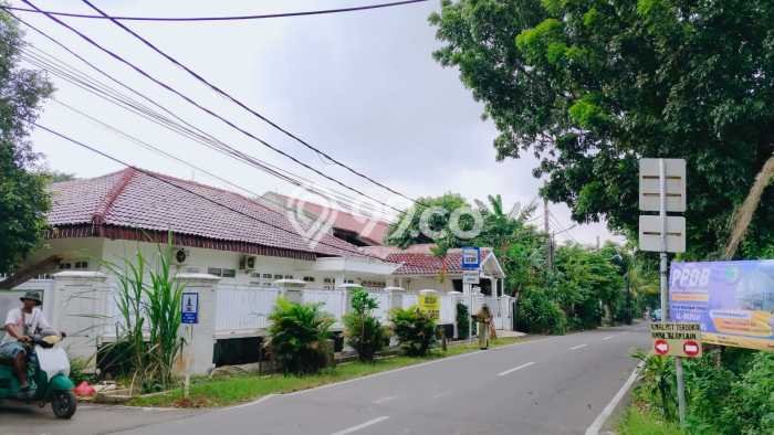 Hunian Mewah Dijual LT 684m2 di Duren Sawit, Jakarta Timur Hunian Mewah Dijual LT 684m2 di Duren Sawit, Jakarta Timur