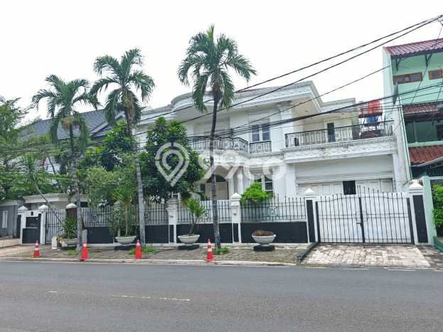 Dijual Rumah Luas Elegan Dengan View Cantik di Pondok Indah, Jakarta Selatan Dijual Rumah Luas Elegan Dengan View Cantik di Pondok Indah, Jakarta Selatan