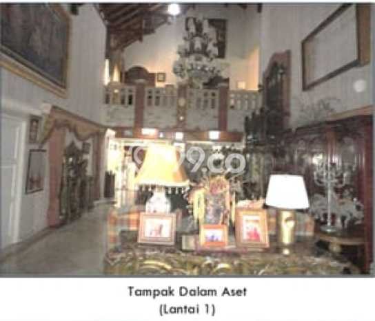 Ready to Use! Premium House LT 468m2 Desain Elegan di Cipete Ready to Use! Premium House LT 468m2 Desain Elegan di Cipete