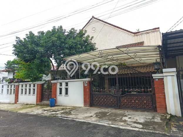 Ready to Use! Premium House LT 468m2 Desain Elegan di Cipete Ready to Use! Premium House LT 468m2 Desain Elegan di Cipete