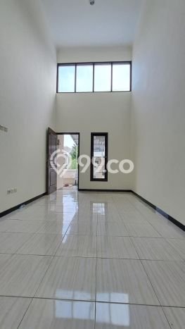 Rumah Minimalis di Tembalang, Semarang, Luas 96m² LB 53m² Rumah Minimalis di Tembalang, Semarang, Luas 96m² LB 53m²