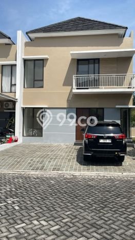 PREMIUM CHOICE! Rumah di Tembalang, 3 KT, Area Strategis, LT 172m² LB 128m² PREMIUM CHOICE! Rumah di Tembalang, 3 KT, Area Strategis, LT 172m² LB 128m²