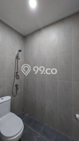 Rumah Luas Asri 2 KT Siap Pakai di Meteseh Semarang Rumah Luas Asri 2 KT Siap Pakai di Meteseh Semarang