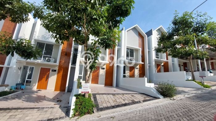 Rumah Luas Asri 2 KT Siap Pakai di Meteseh Semarang Rumah Luas Asri 2 KT Siap Pakai di Meteseh Semarang