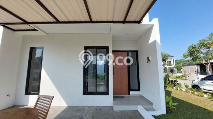 Jual Rumah Bagus Siap Huni LB 72m2 di Tembalang, Semarang Jual Rumah Bagus Siap Huni LB 72m2 di Tembalang, Semarang
