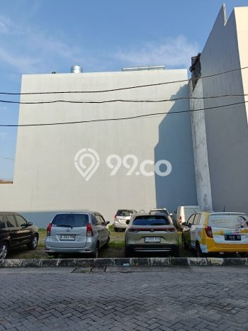 Tanah Dijual Lokasi Strategis di Jakarta Barat dengan Luas 308m2 Tanah Dijual Lokasi Strategis di Jakarta Barat dengan Luas 308m2