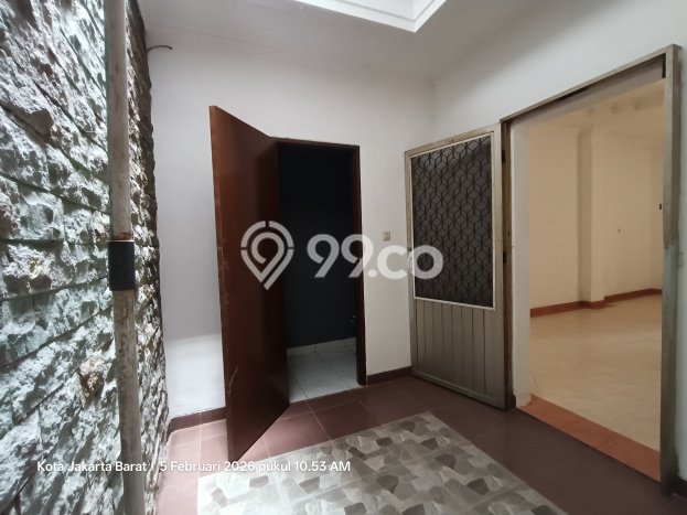Rumah Minimalis 3 KT di Taman Surya Jakarta Barat Unfurnished Rumah Minimalis 3 KT di Taman Surya Jakarta Barat Unfurnished