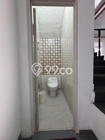 For Sale! Luxury House LT 200m2 Desain Modern di Taman Palem For Sale! Luxury House LT 200m2 Desain Modern di Taman Palem