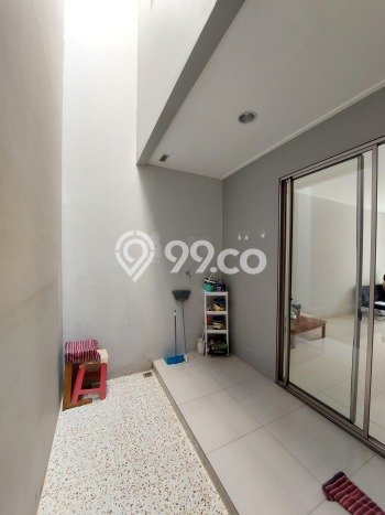 Disewakan! Rumah 3 Kamar Tidur &
3 Kamar Mandi di Pantai Indah Kapuk, Jakarta Utara Disewakan! Rumah 3 Kamar Tidur &
3 Kamar Mandi di Pantai Indah Kapuk, Jakarta Utara