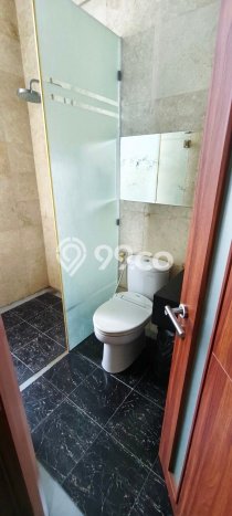 Rumah Mewah LB 500m2 Siap Huni Desain Elegan di Mekar Wangi, Bandung Rumah Mewah LB 500m2 Siap Huni Desain Elegan di Mekar Wangi, Bandung