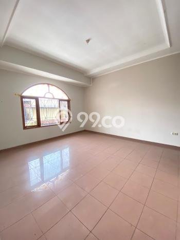 Jarang Ada! Rumah Sewa 6 Kamar Bagus Siap Huni Holis Cigondewah Jarang Ada! Rumah Sewa 6 Kamar Bagus Siap Huni Holis Cigondewah