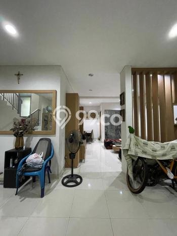 Jual Rumah Luas Elegan Dengan View Eksklusif di BSD Eminent, Tangerang Jual Rumah Luas Elegan Dengan View Eksklusif di BSD Eminent, Tangerang