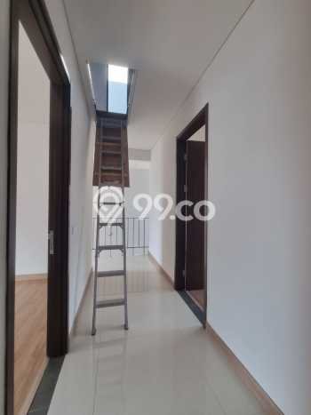 Jarang Ada! Rumah Kontrakan 4 Kamar Nyaman Siap Huni BSD Jarang Ada! Rumah Kontrakan 4 Kamar Nyaman Siap Huni BSD