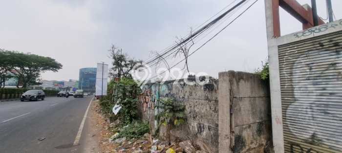 Tanah Dijual Lokasi Strategis di Tangerang dengan Luas 1311m2 Tanah Dijual Lokasi Strategis di Tangerang dengan Luas 1311m2