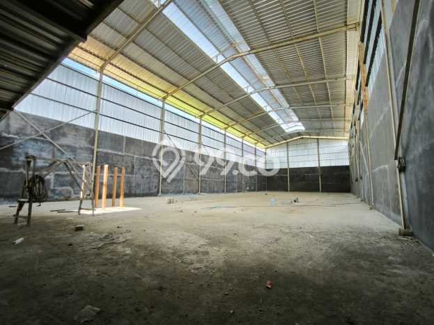 Gudang Usaha Dijual di Serang Serang LT 1700m2 & LB 800m2 Gudang Usaha Dijual di Serang Serang LT 1700m2 & LB 800m2