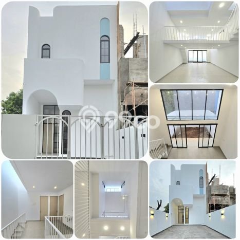 Jual Rumah Luas Elegan Dengan View Cantik di Joglo, Jakarta Barat Jual Rumah Luas Elegan Dengan View Cantik di Joglo, Jakarta Barat