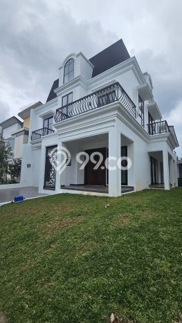 Rumah Luxury Modern Tanpa Renovasi di BSD Tangerang Rumah Luxury Modern Tanpa Renovasi di BSD Tangerang