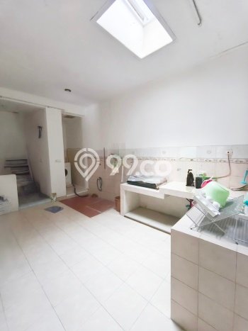 Rumah Modern 2 KT di Alam Sutera Tangerang Rumah Modern 2 KT di Alam Sutera Tangerang