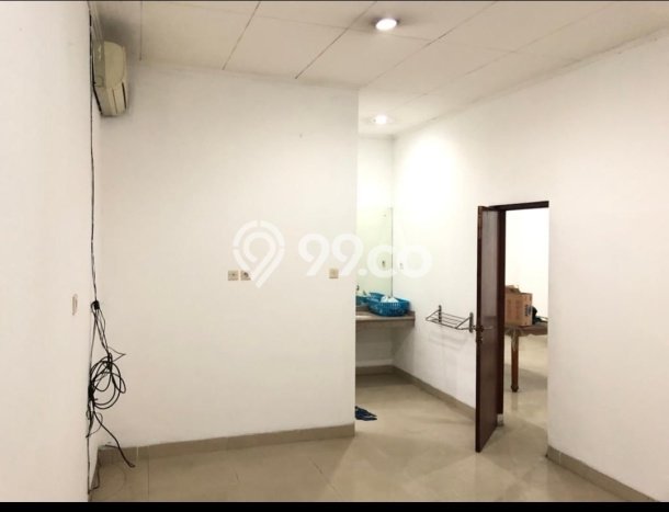 For Sale Rumah 3 Kamar Lokasi Ideal Nyaman dan Strategis di Kembangan For Sale Rumah 3 Kamar Lokasi Ideal Nyaman dan Strategis di Kembangan