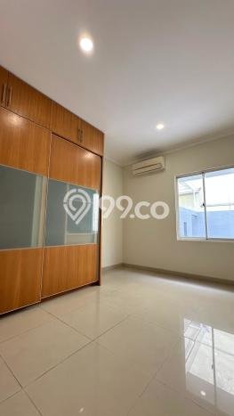 Rumah Elit Modern Siap Huni di Gading Serpong Tangerang Rumah Elit Modern Siap Huni di Gading Serpong Tangerang