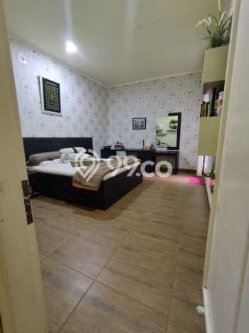 For Sale Rumah 4 Kamar Lokasi Ideal Nyaman dan Strategis di BSD For Sale Rumah 4 Kamar Lokasi Ideal Nyaman dan Strategis di BSD