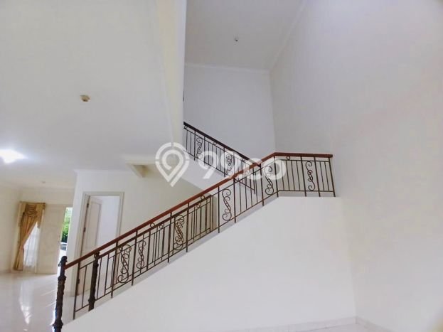 Disewakan Segera Rumah Kondisi Bagus di Area BSD, Tangerang Selatan Disewakan Segera Rumah Kondisi Bagus di Area BSD, Tangerang Selatan