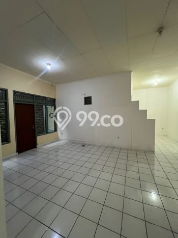 Disewakan Cepat Rumah Kondisi Bagus di Kawasan BSD, Tangerang Selatan Disewakan Cepat Rumah Kondisi Bagus di Kawasan BSD, Tangerang Selatan