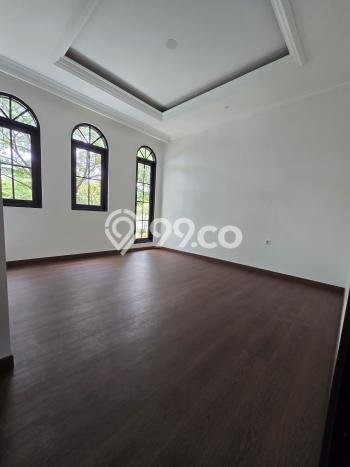 Rumah Luxury Modern Tanpa Renovasi di BSD Tangerang Rumah Luxury Modern Tanpa Renovasi di BSD Tangerang