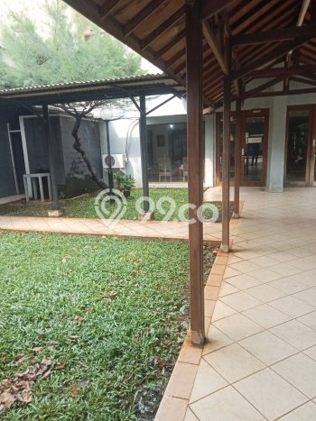 Rumah sewa siap huni 9 KT di Kemang, Jakarta Selatan Rumah sewa siap huni 9 KT di Kemang, Jakarta Selatan