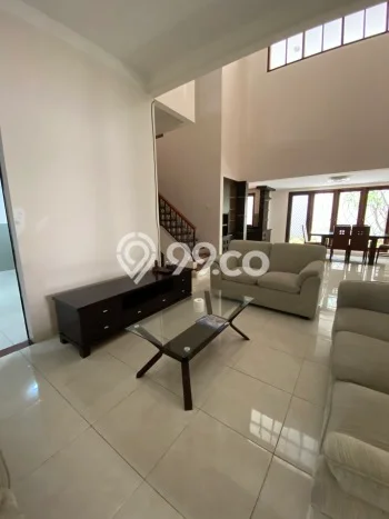 Rumah Disewakan Tangerang Selatan LT 330m2 LB 450m2 Kawasan Bintaro Rumah Disewakan Tangerang Selatan LT 330m2 LB 450m2 Kawasan Bintaro