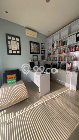 Jual Rumah Luas Elegan Dengan View Cantik di Lebak Bulus, Jakarta Selatan Jual Rumah Luas Elegan Dengan View Cantik di Lebak Bulus, Jakarta Selatan