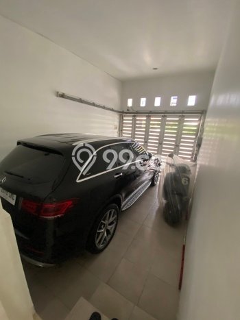 Jual Rumah Luas Megah Dengan View Eksklusif di Pejaten Timur, Jakarta Selatan Jual Rumah Luas Megah Dengan View Eksklusif di Pejaten Timur, Jakarta Selatan