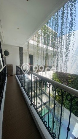 Siap Huni Hunian Elit 4 Kamar di Cilandak Dekat ke Mana Pun Siap Huni Hunian Elit 4 Kamar di Cilandak Dekat ke Mana Pun