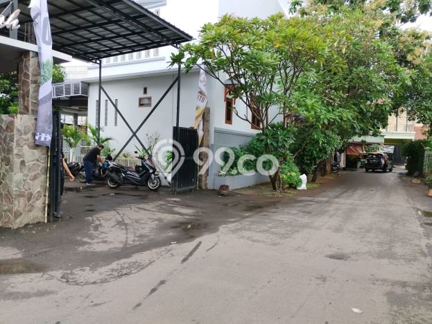 Hunian Cantik Modern Lb 105m2 di Ciracas, Jakarta Timur Hunian Cantik Modern Lb 105m2 di Ciracas, Jakarta Timur