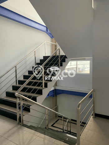 Area Ramai! Gudang Dijual di Cikarang Timur untuk Bisnis Luas Bangunan 1730m2 Area Ramai! Gudang Dijual di Cikarang Timur untuk Bisnis Luas Bangunan 1730m2