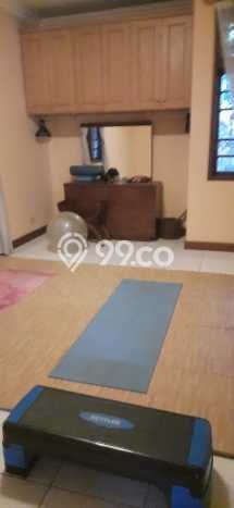 Dijual Rumah Luas Elegan Dengan View Eksklusif di Bintaro, Jakarta Selatan Dijual Rumah Luas Elegan Dengan View Eksklusif di Bintaro, Jakarta Selatan