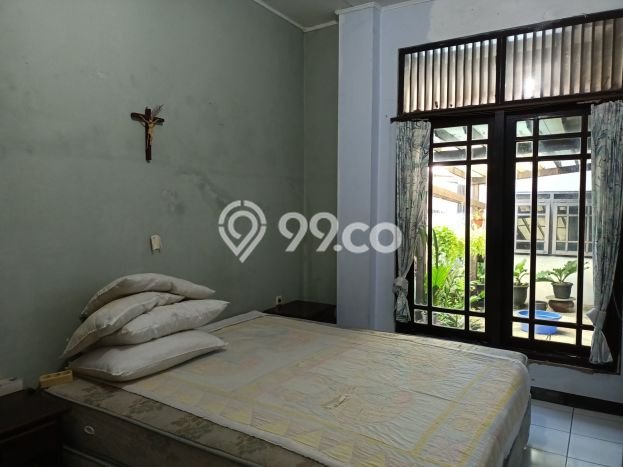 Siap Huni Rumah Mewah 6 Kamar di Gajah Mungkur Dekat ke Mana Pun Siap Huni Rumah Mewah 6 Kamar di Gajah Mungkur Dekat ke Mana Pun