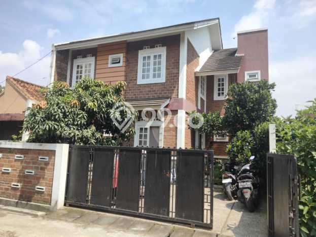 Dijual Kost di Kawasan Bojongsoang, Bandung, Spesifikasi 8 KT, 4 KM, 172m2 Dijual Kost di Kawasan Bojongsoang, Bandung, Spesifikasi 8 KT, 4 KM, 172m2