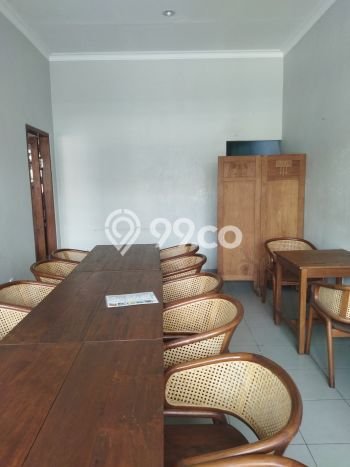 Rumah Mewah LB 350m2 Siap Pakai Desain Elegan di Kopo, Bandung Rumah Mewah LB 350m2 Siap Pakai Desain Elegan di Kopo, Bandung