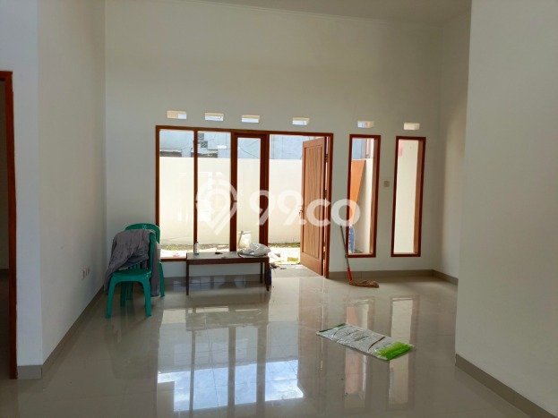 Jual Rumah Bagus Siap Huni LB 100m2 di Bojongsoang, Bandung Jual Rumah Bagus Siap Huni LB 100m2 di Bojongsoang, Bandung